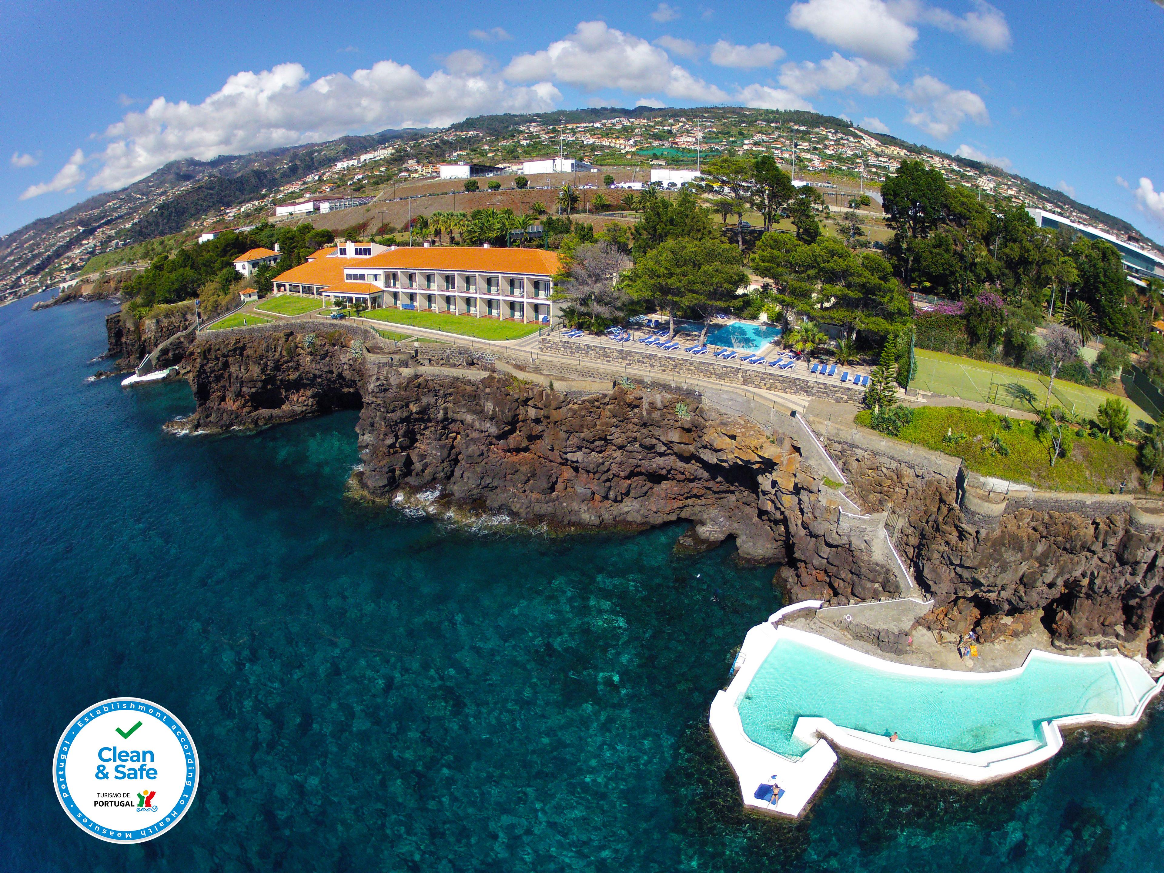 Albatroz Beach&yacht Club Santa Cruz (Madeira)